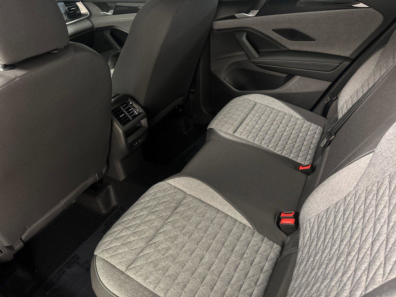 New 2026 Volkswagen Tiguan S image 11