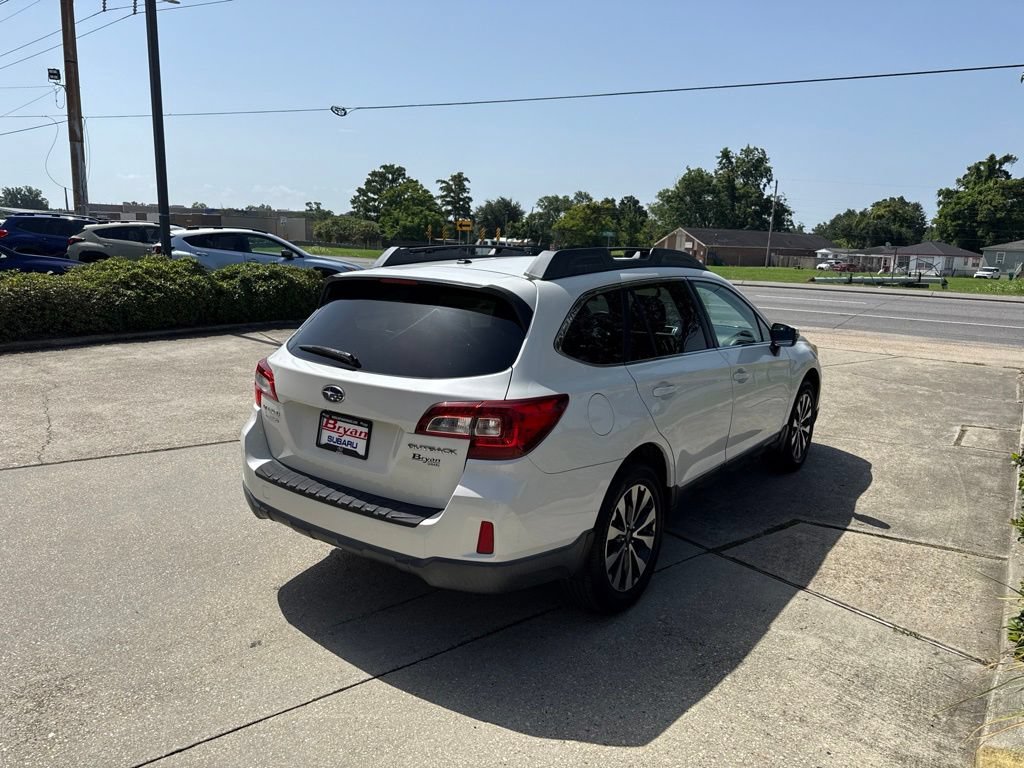 Used 2015 Subaru Outback 2.5i Limited AWD/4WD image 7