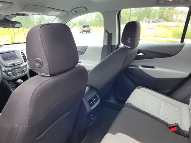 Used 2020 Chevrolet Equinox LS FWD image 12