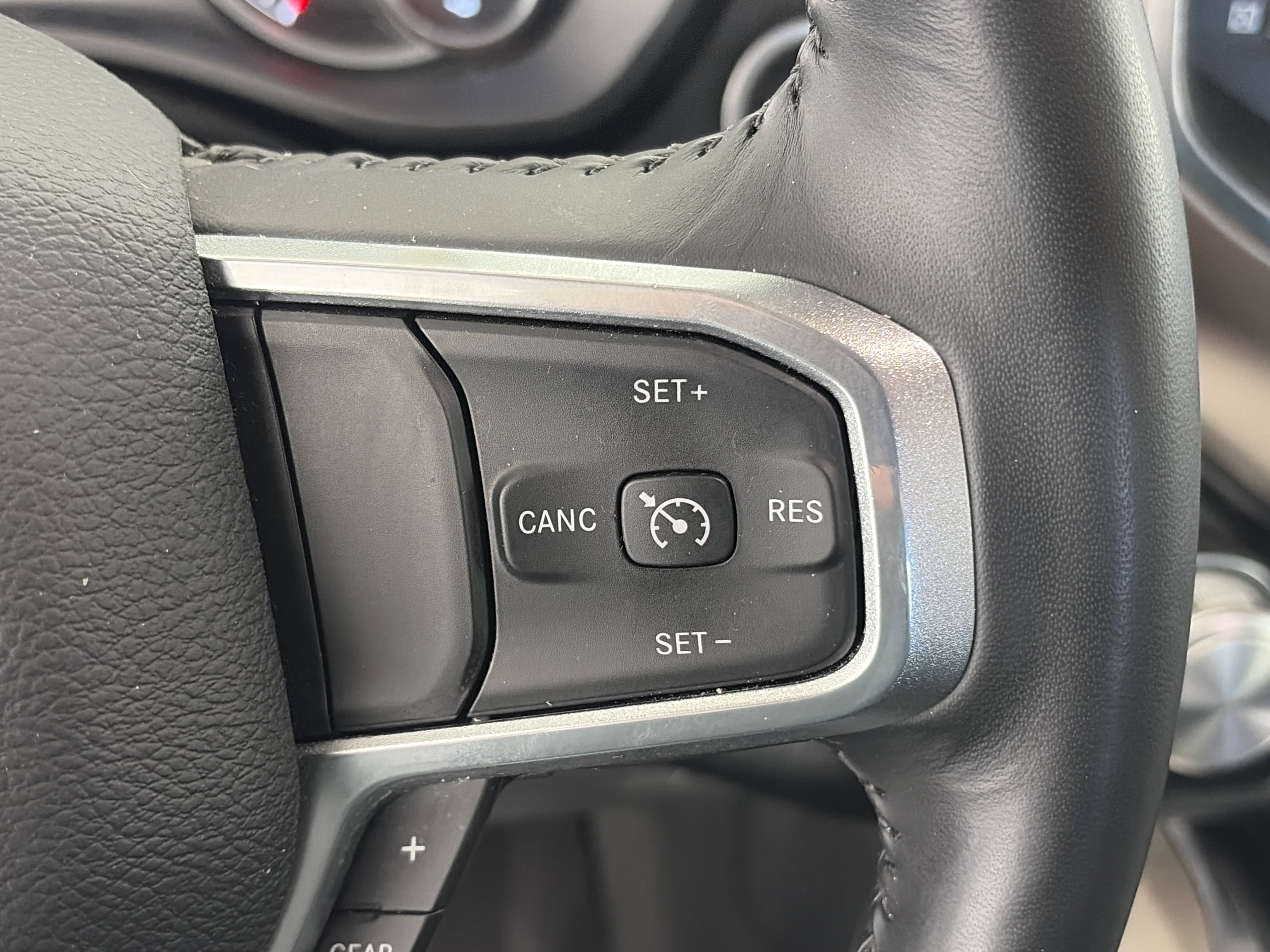 Used 2022 RAM 1500 Laramie image 34