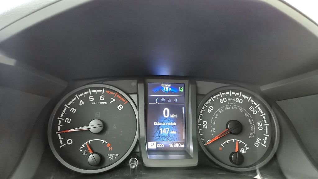 Used 2023 Toyota Tacoma SR AWD/4WD image 31