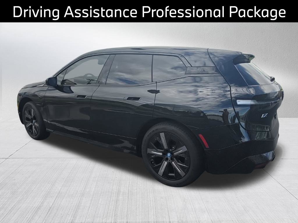 Certified 2024 BMW iX xDrive50 w/ Premium Package AWD/4WD image 9
