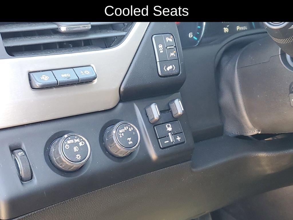Used 2019 GMC Yukon Denali w/ Open Road Package AWD/4WD image 10
