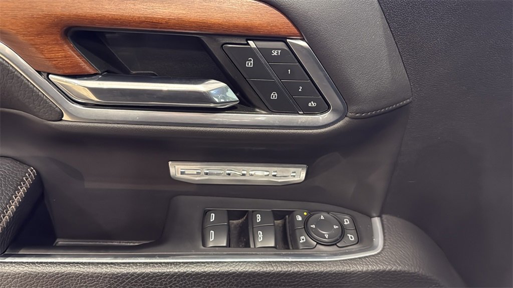 Used 2022 GMC Sierra 1500 Denali w/ Denali Reserve Package image 23