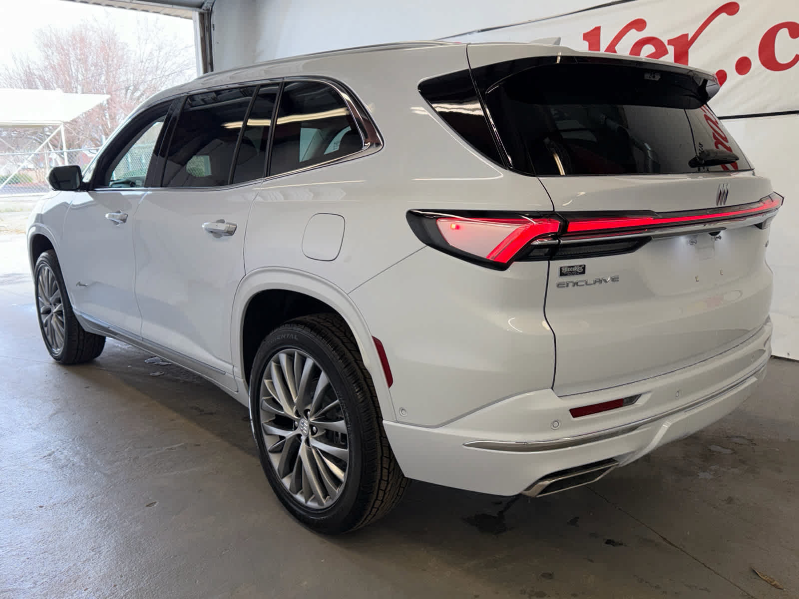 New 2026 Buick Enclave Avenir w/ Super Cruise Package FWD image 11