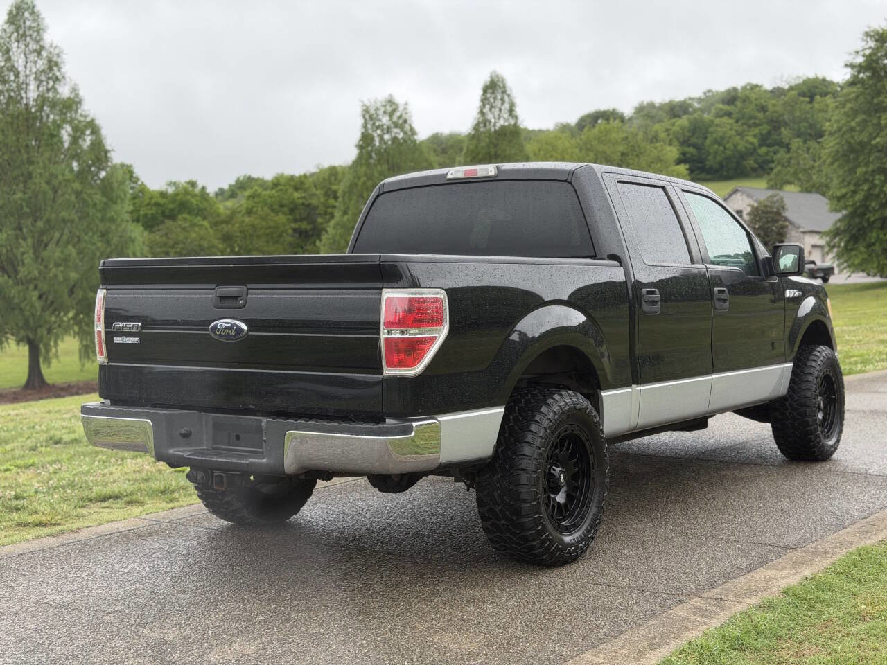 Used 2010 Ford F150 XLT RWD image 14