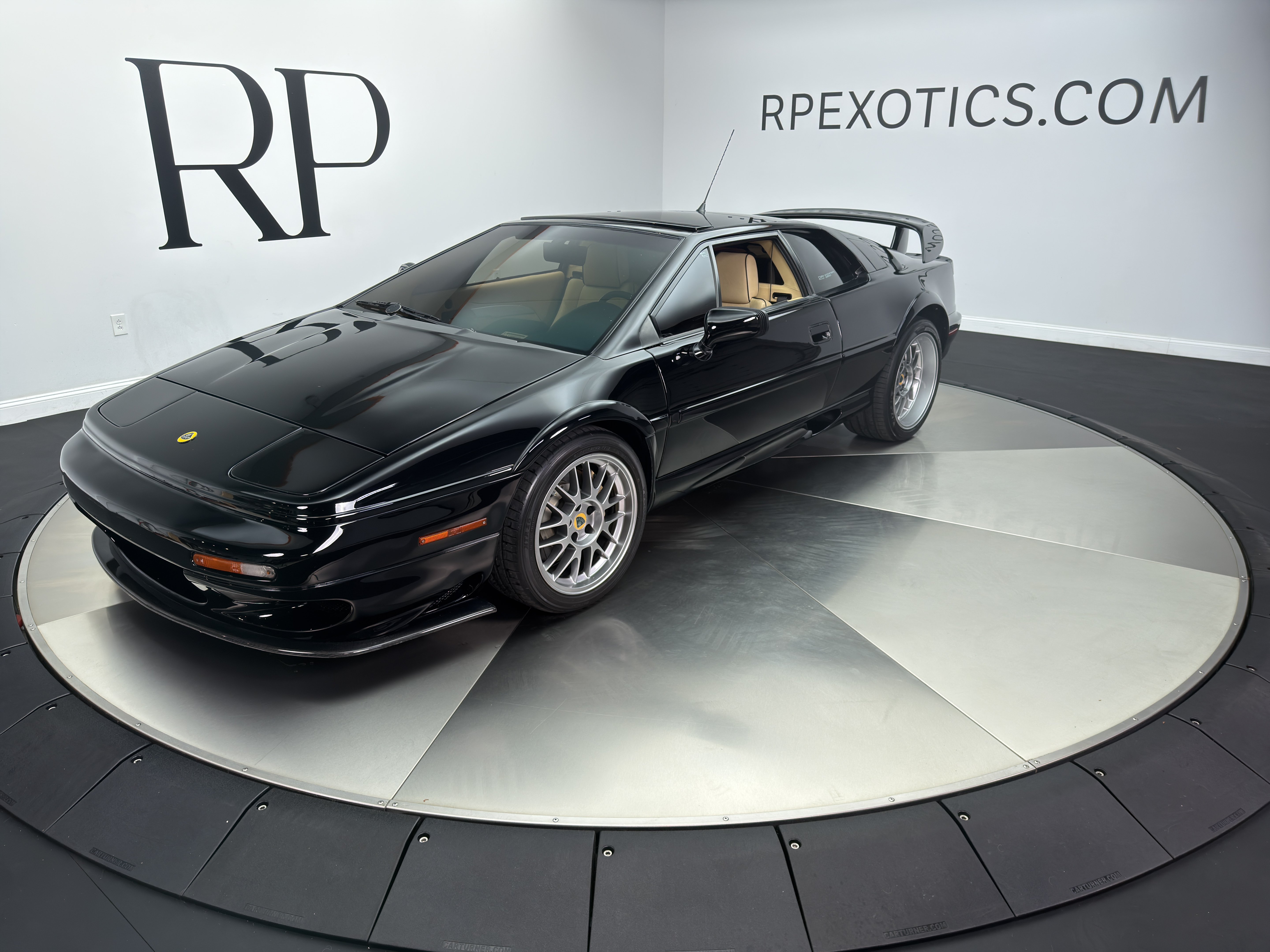 Used 2002 Lotus Esprit RWD image 1