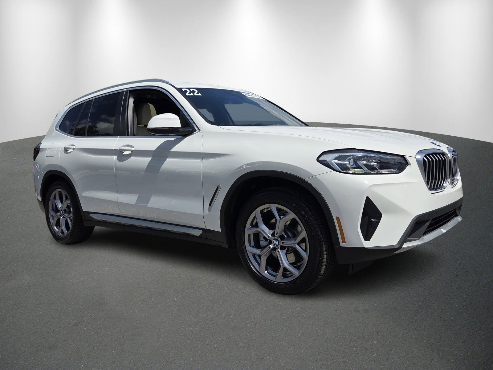 Used 2022 BMW X3 xDrive30i w/ Convenience Package image 2