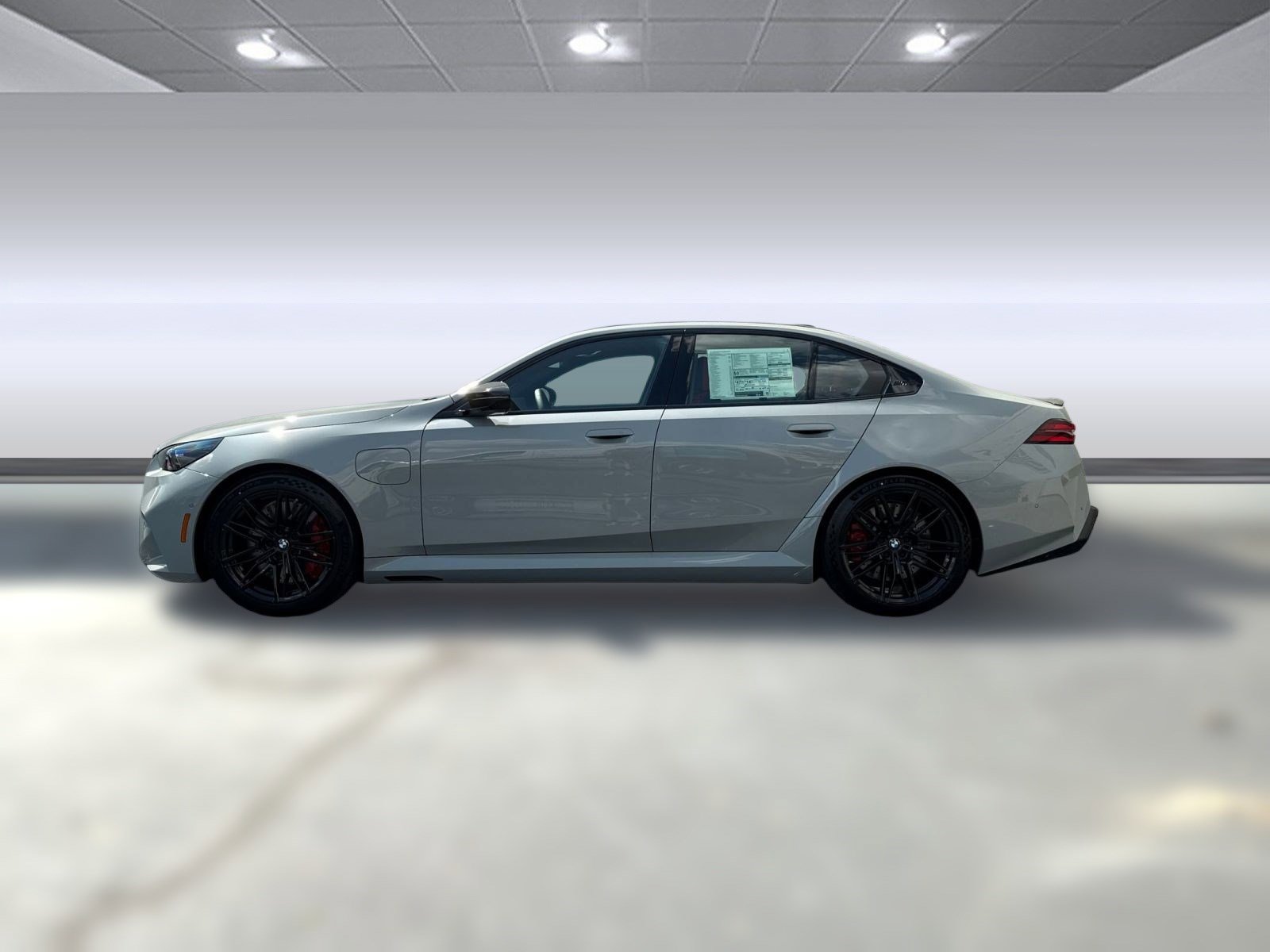 New 2026 BMW M5 w/ Carbon Package image 2