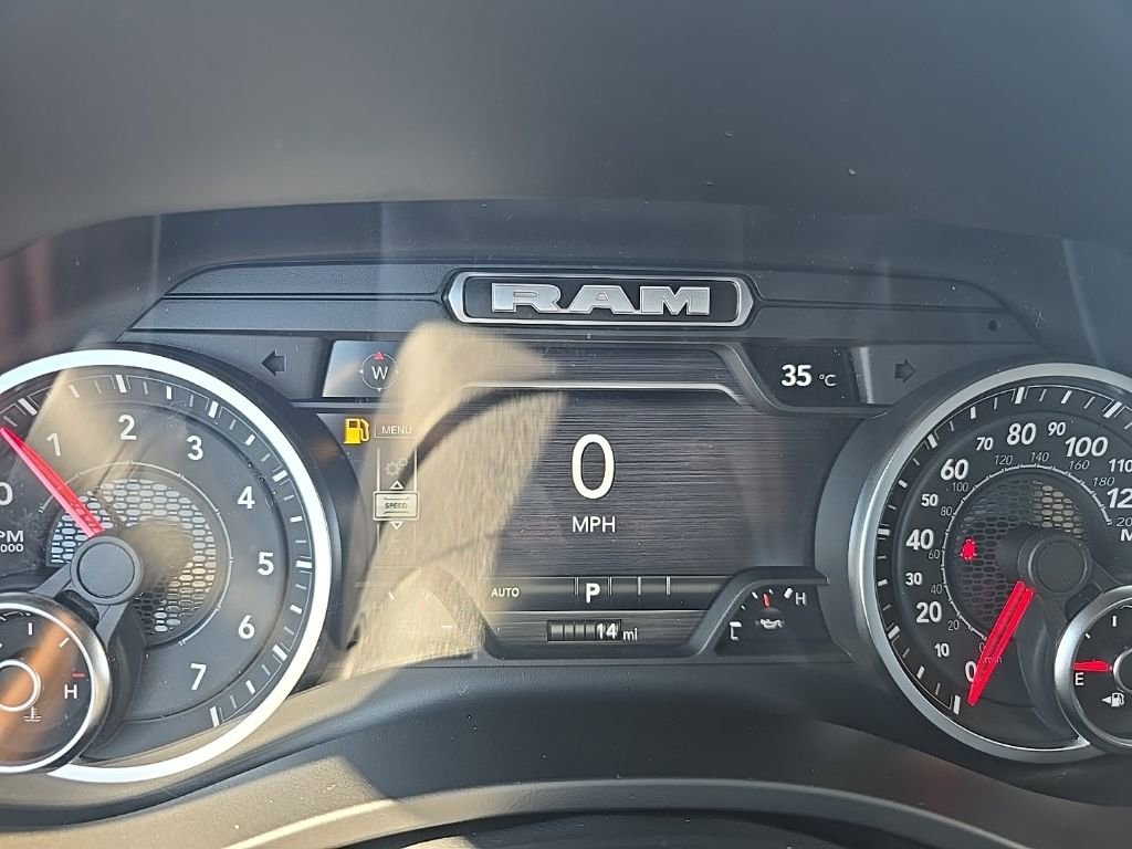 New 2026 RAM 1500 Laramie AWD/4WD image 17