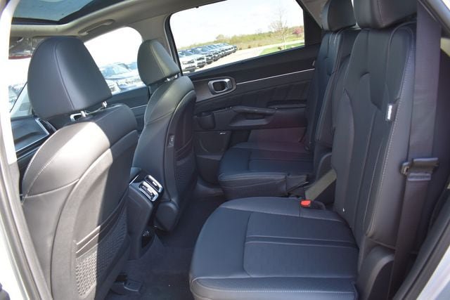 New 2026 Kia Sorento SX AWD/4WD image 22