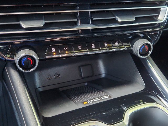New 2027 Chevrolet Traverse LT w/ Driver Confidence Package FWD image 29