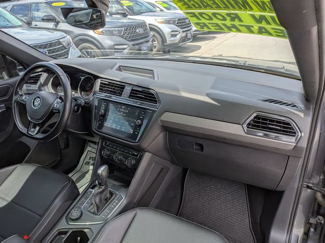 Used 2021 Volkswagen Tiguan SE R-Line AWD/4WD image 22