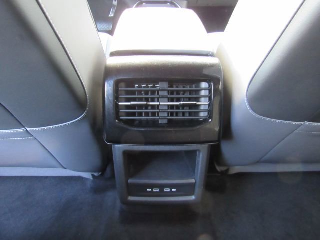 Used 2023 Volkswagen ID.4 2WD image 26