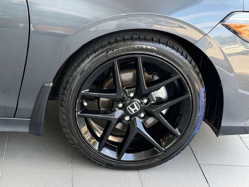 Used 2024 Honda Civic Sport image 9