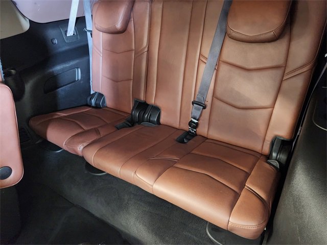 Used 2016 Cadillac Escalade ESV Premium image 31