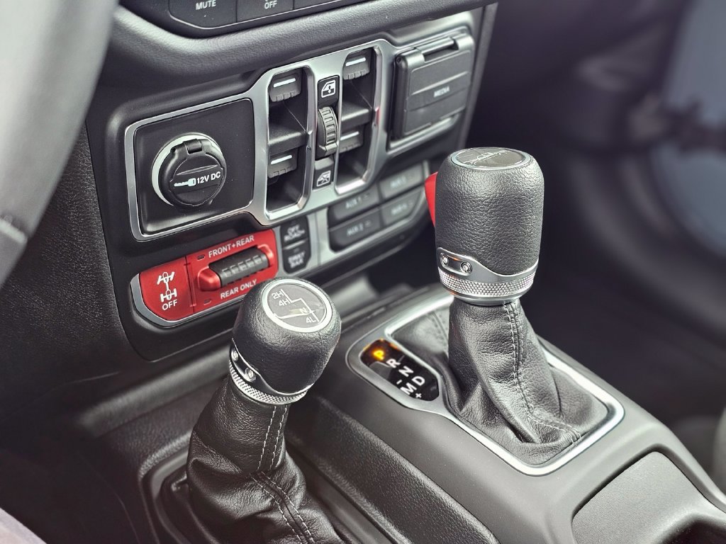 New 2026 Jeep Gladiator Rubicon AWD/4WD image 16