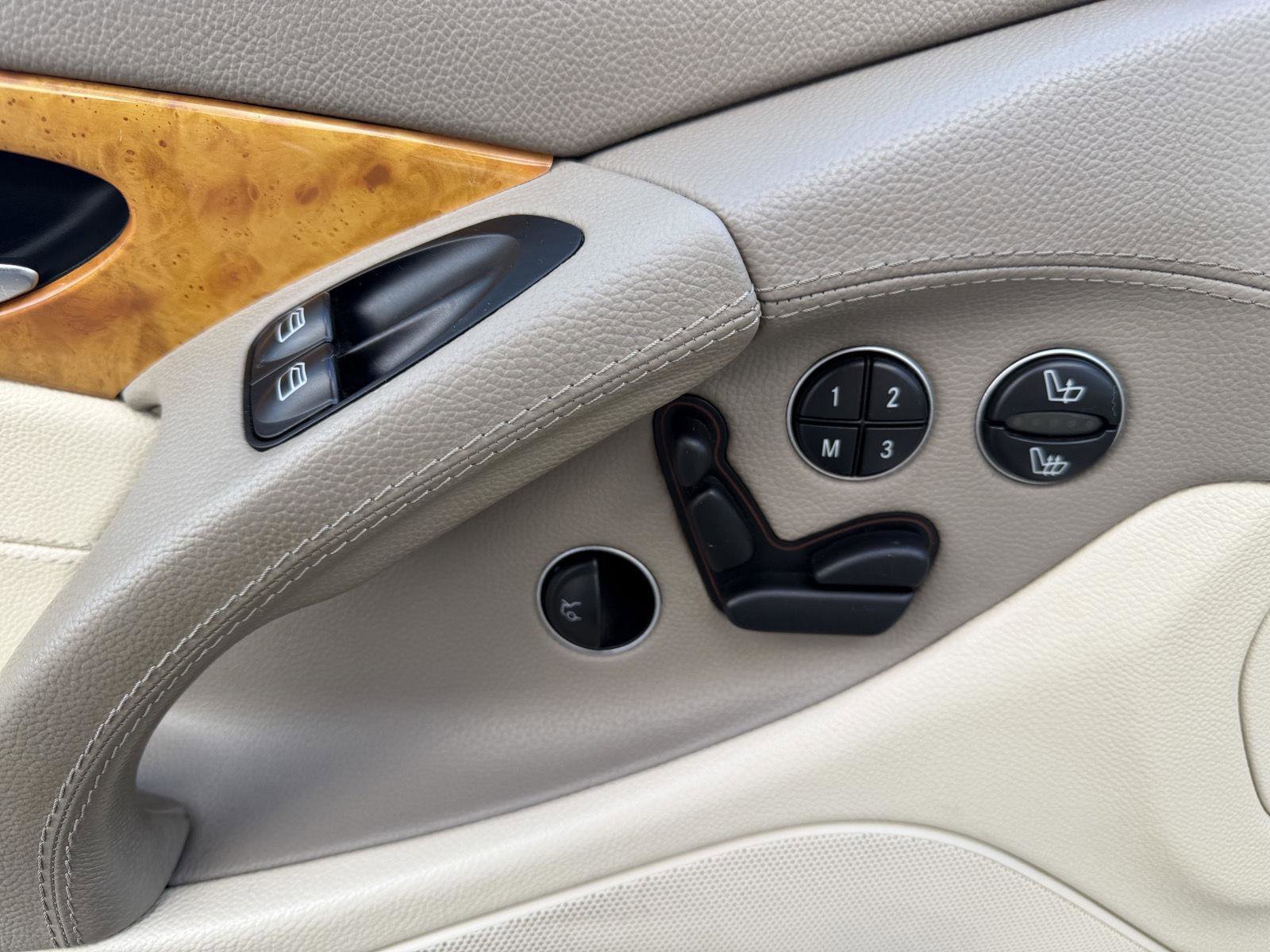 Used 2005 Mercedes-Benz SL 500 5.0L image 15