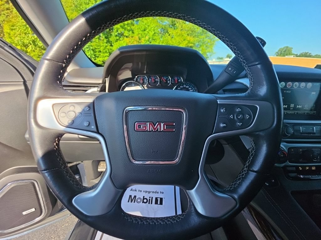 Used 2020 GMC Yukon SLT w/ Premium Edition RWD image 28