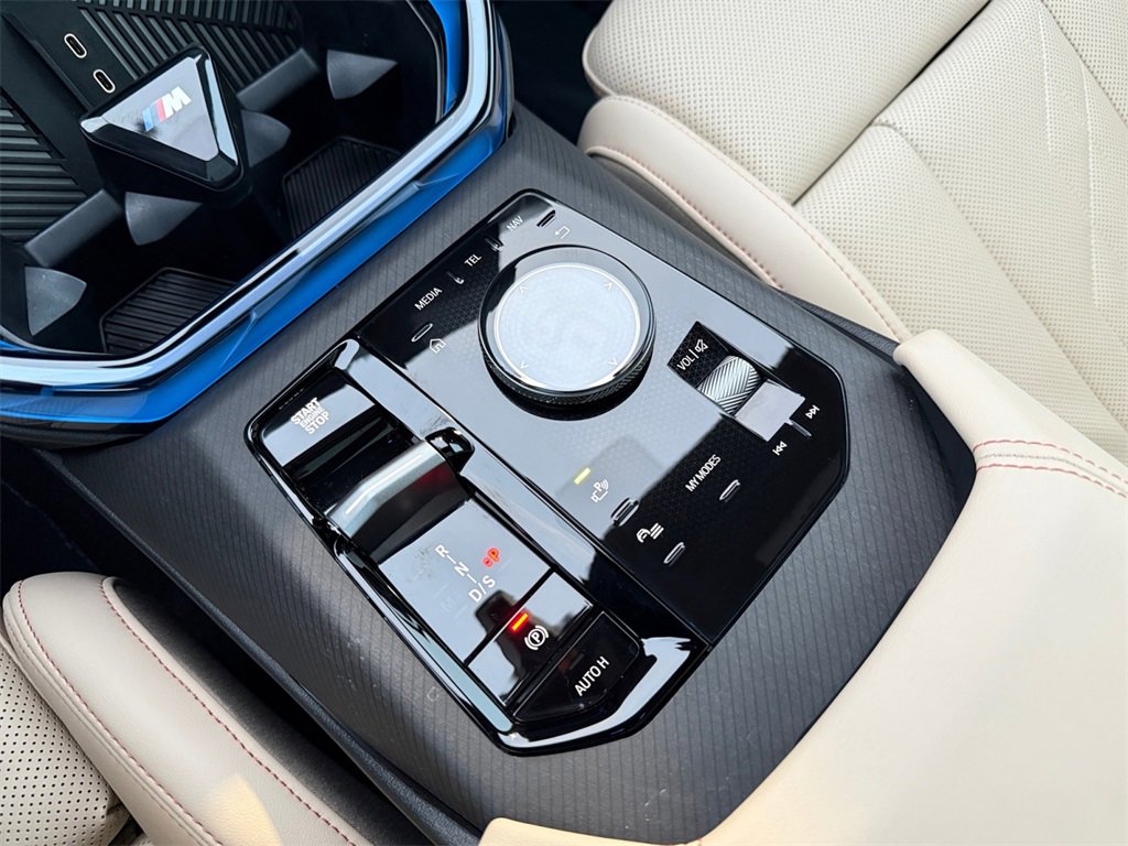 Used 2025 BMW X3 xDrive30i w/ M Sport Package image 25