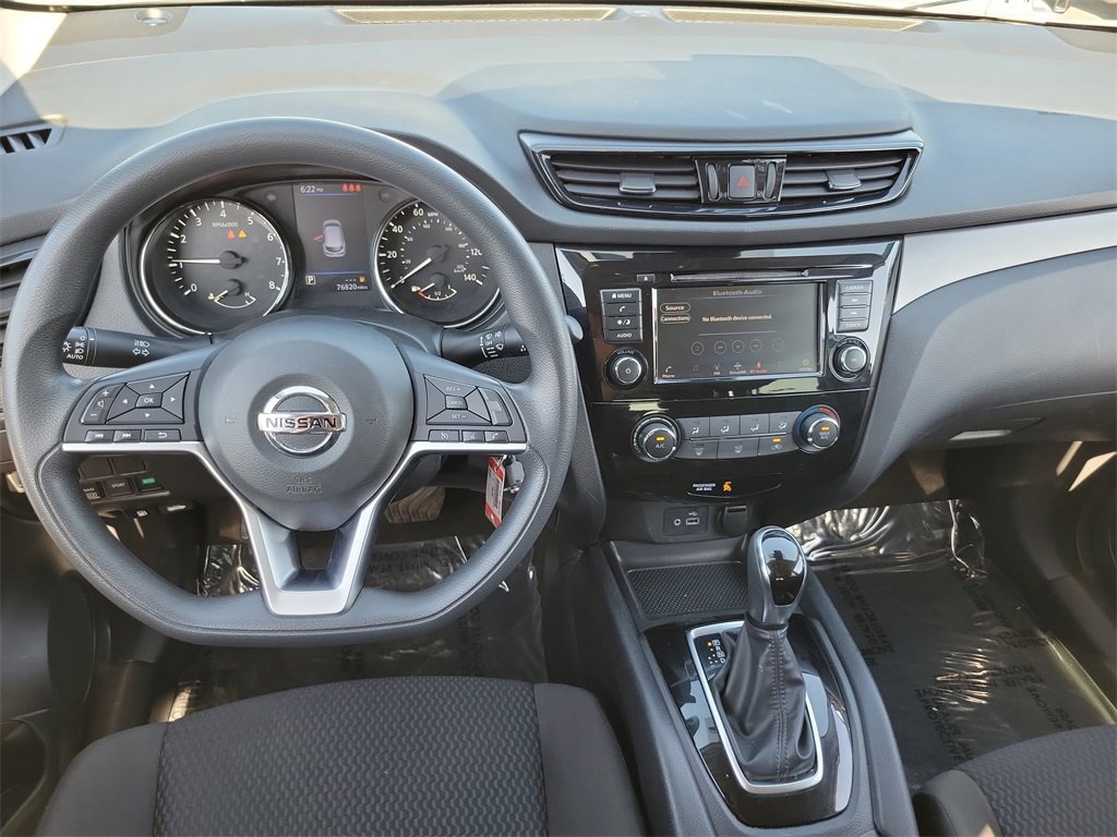 Used 2021 Nissan Rogue Sport S image 4