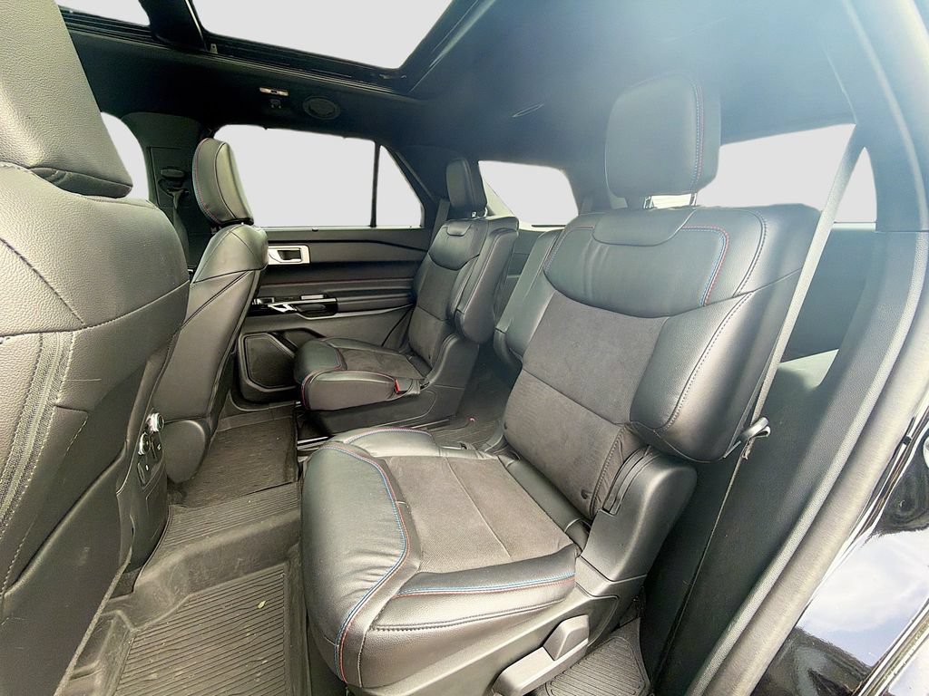 Used 2023 Ford Explorer ST w/ Equipment Group 401A AWD/4WD image 26