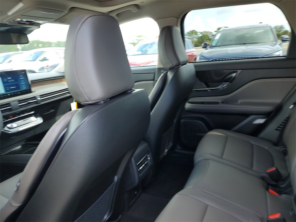 New 2026 Lincoln Corsair Grand Touring image 9