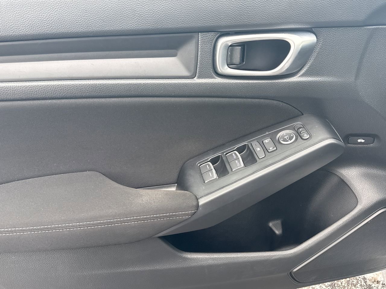 Used 2024 Honda Civic Sport image 16