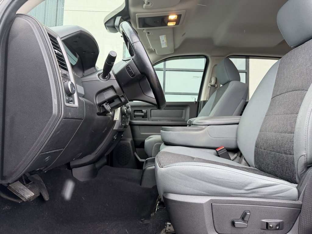 Used 2020 RAM 1500 Express w/ Wheel & Sound Group image 6