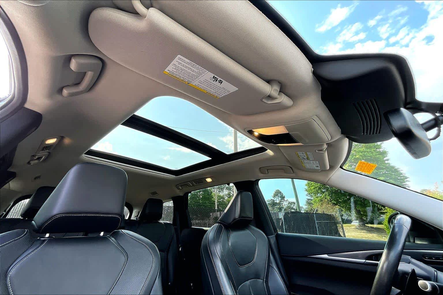 Used 2022 INFINITI QX60 Luxe w/ Cargo Package FWD image 14