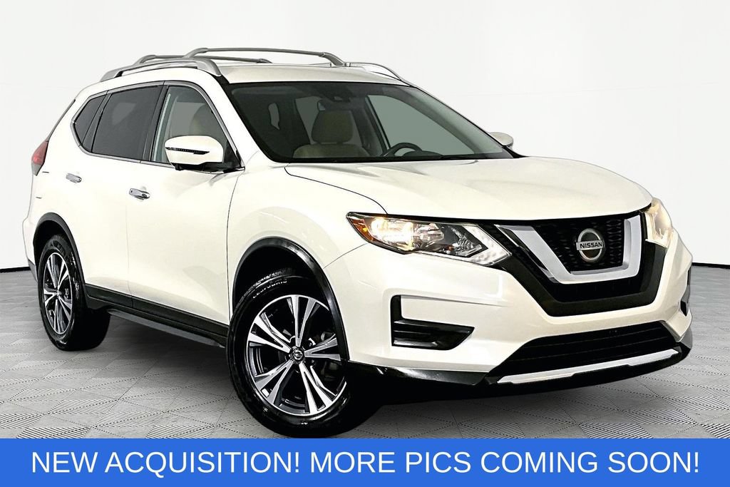 Used 2019 Nissan Rogue SV w/ Premium Package FWD image 1