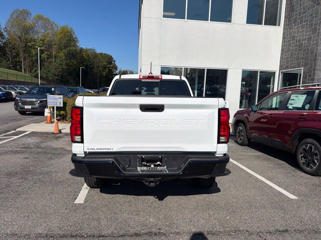 Used 2025 Chevrolet Colorado Z71 AWD/4WD image 4