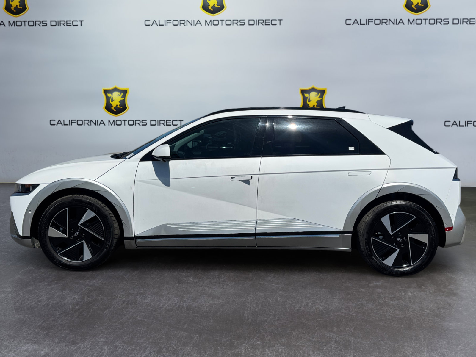 Used 2025 Hyundai Ioniq 5 Limited RWD image 2