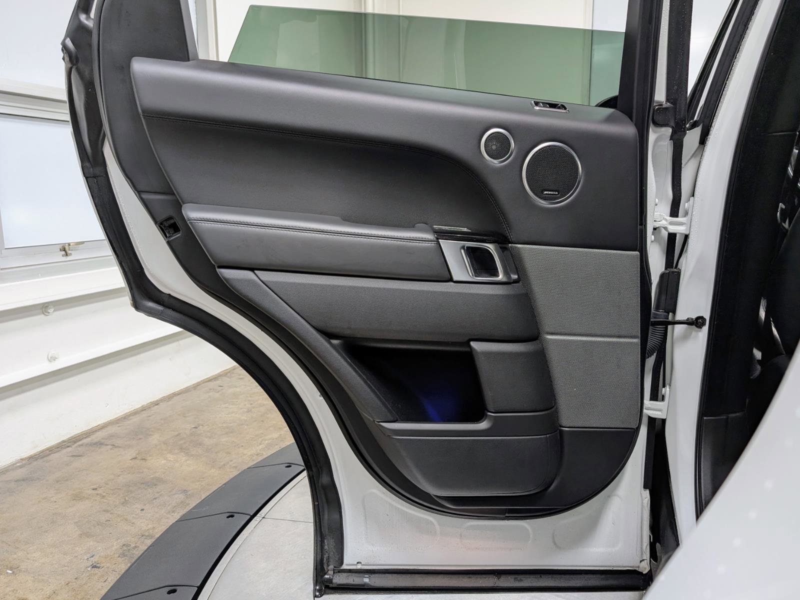 Used 2019 Land Rover Range Rover Sport HSE Dynamic image 15