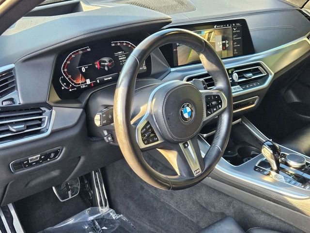 Used 2022 BMW X5 xDrive40i w/ M Sport Package AWD/4WD image 10