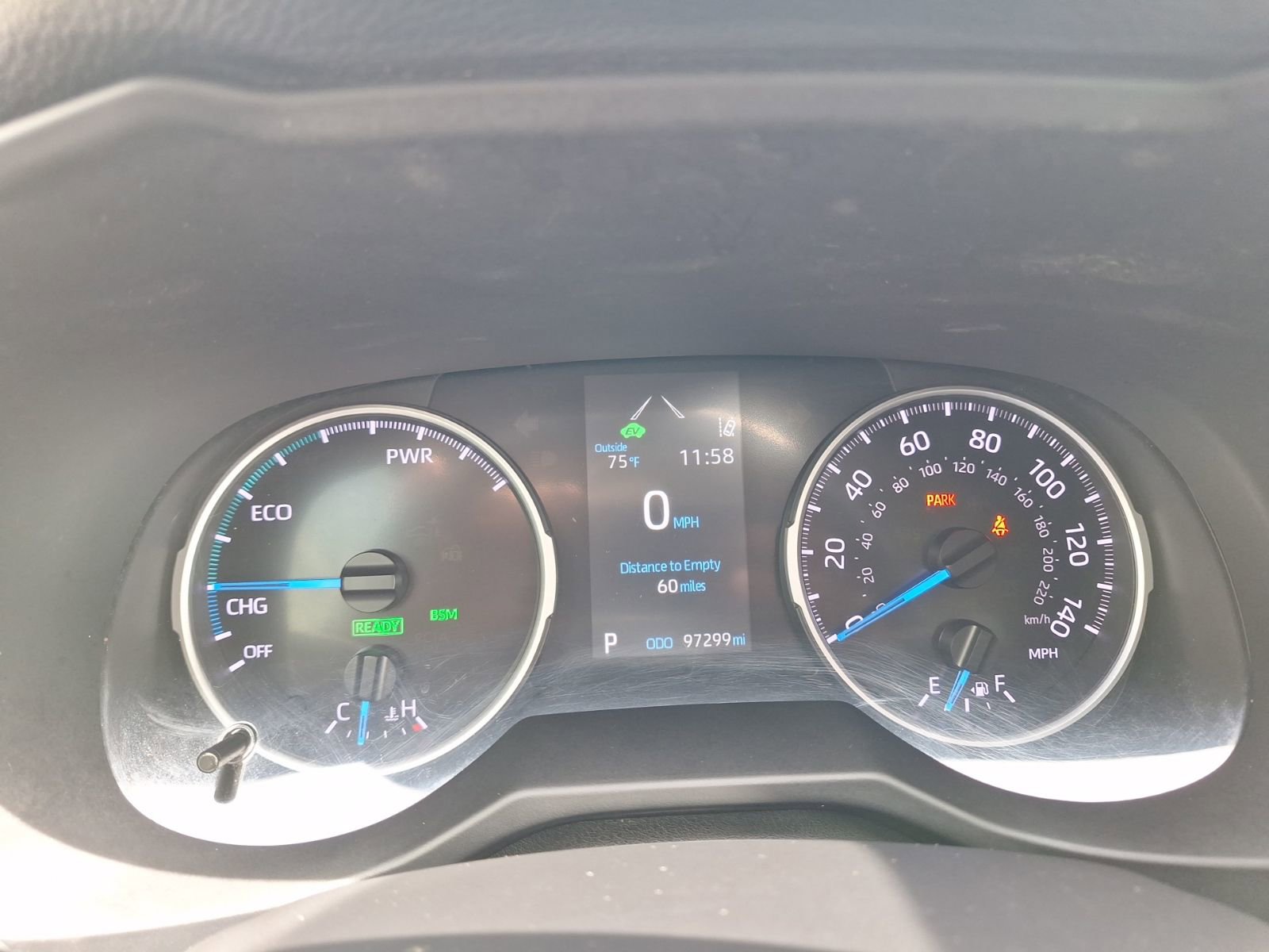 Used 2022 Toyota RAV4 XLE w/ Convenience Package AWD/4WD image 19