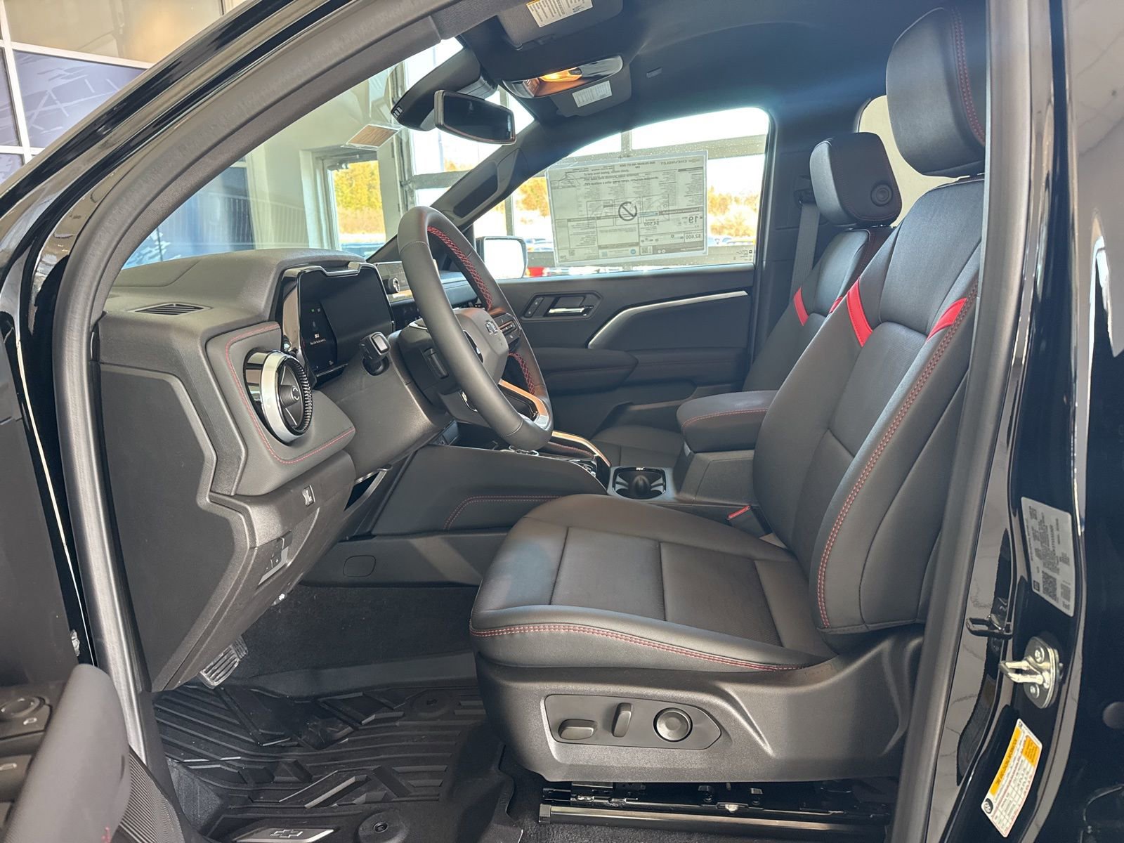 New 2026 Chevrolet Colorado Z71 w/ Technology Package image 15