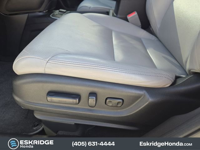 Used 2016 Honda CR-V Touring image 26