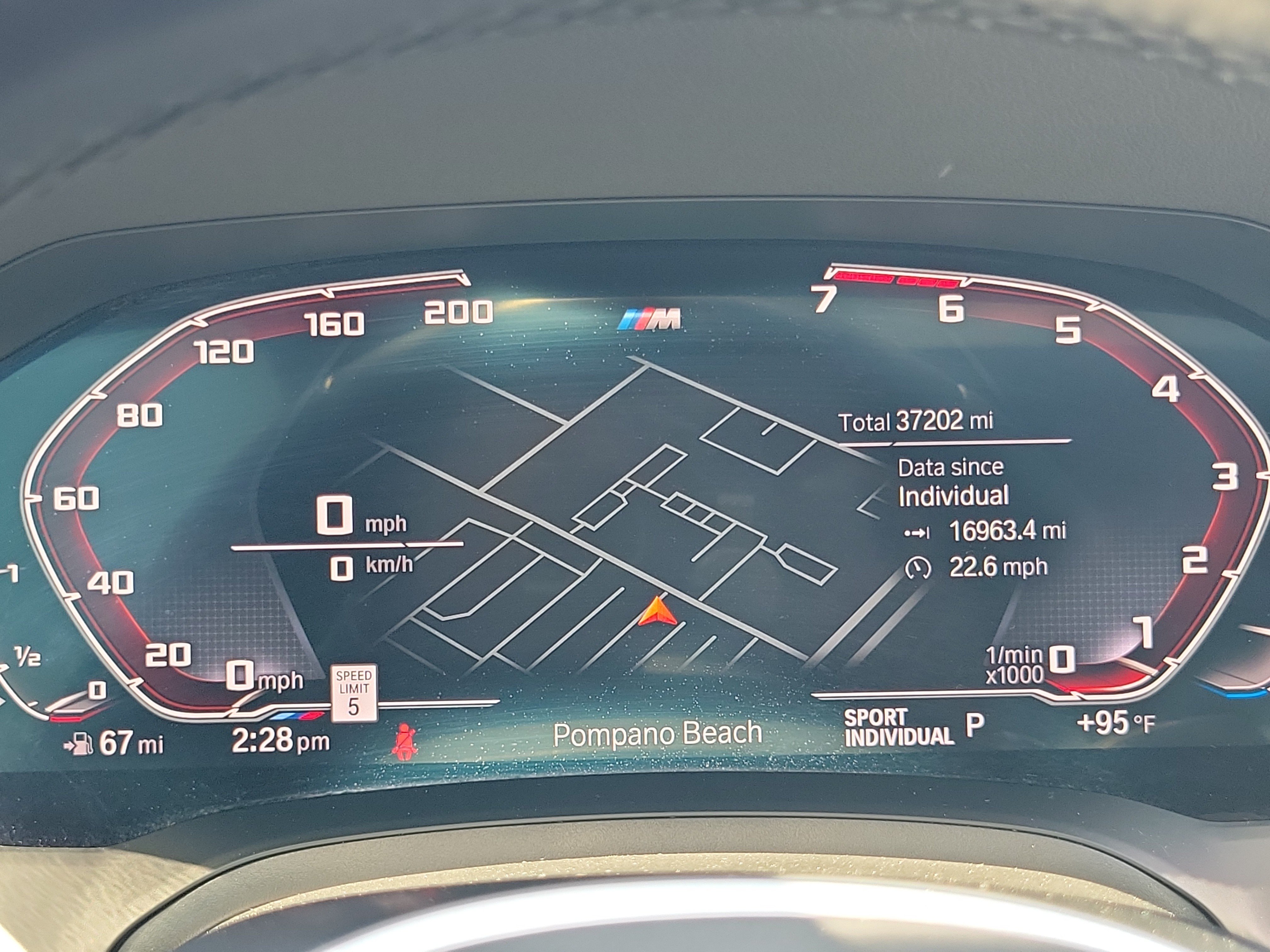 Used 2020 BMW 330i Sedan w/ M Sport Package RWD image 26