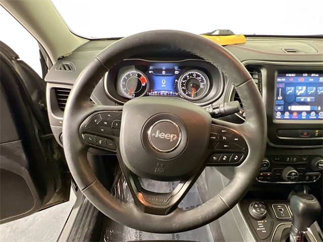 Used 2022 Jeep Cherokee Trailhawk w/ Technology Group B image 11