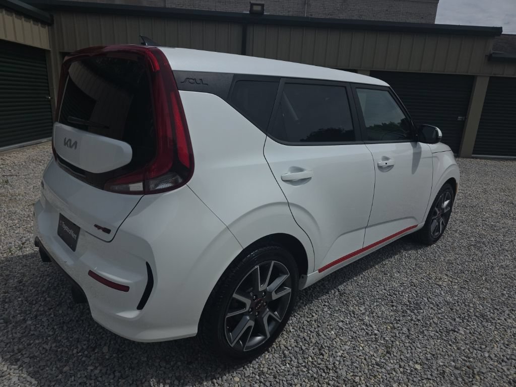 Used 2022 Kia Soul GT-Line FWD image 7