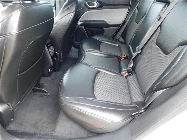 Used 2024 Jeep Compass Latitude AWD/4WD image 25