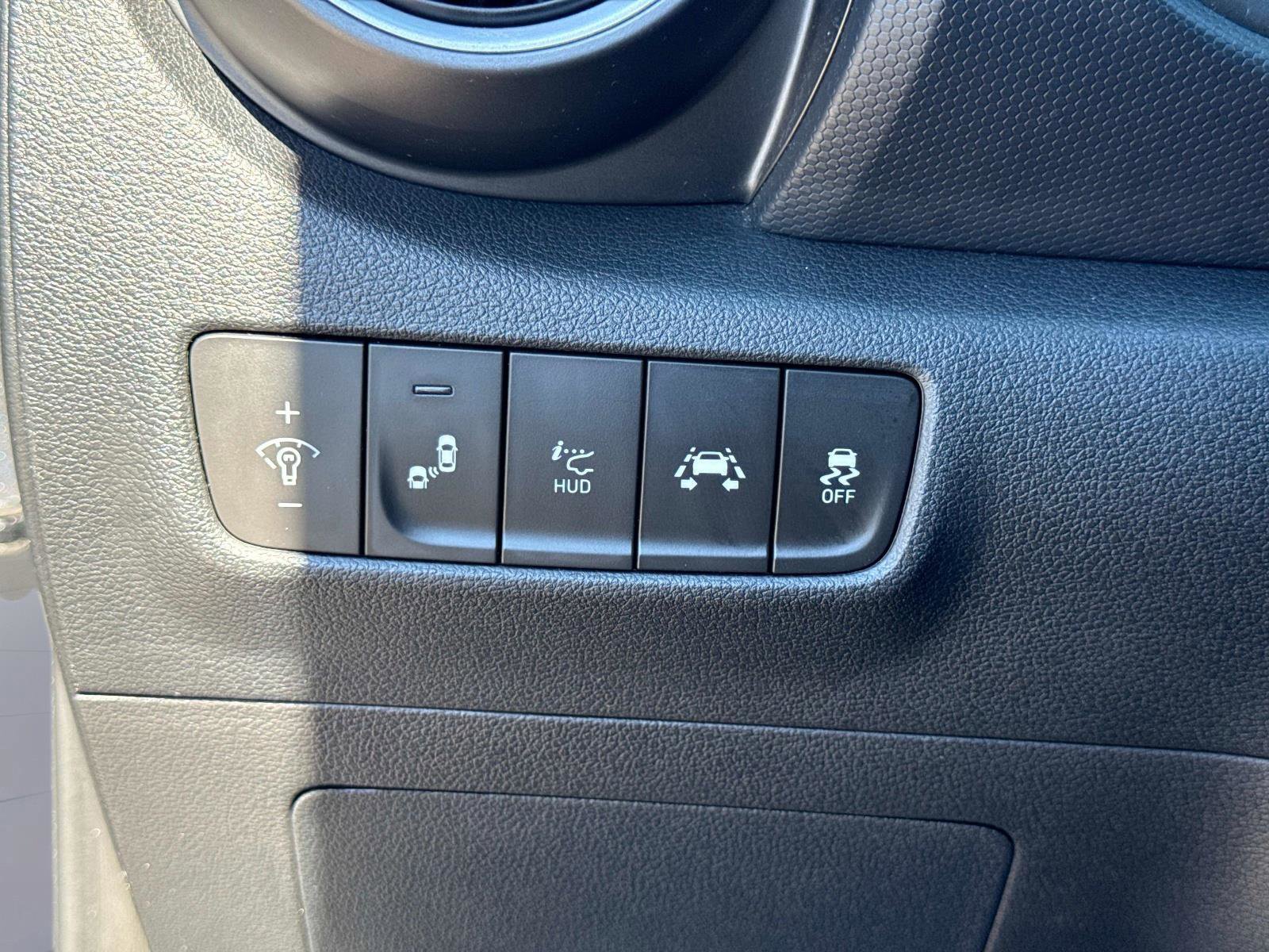 Used 2020 Hyundai Kona Ultimate image 30