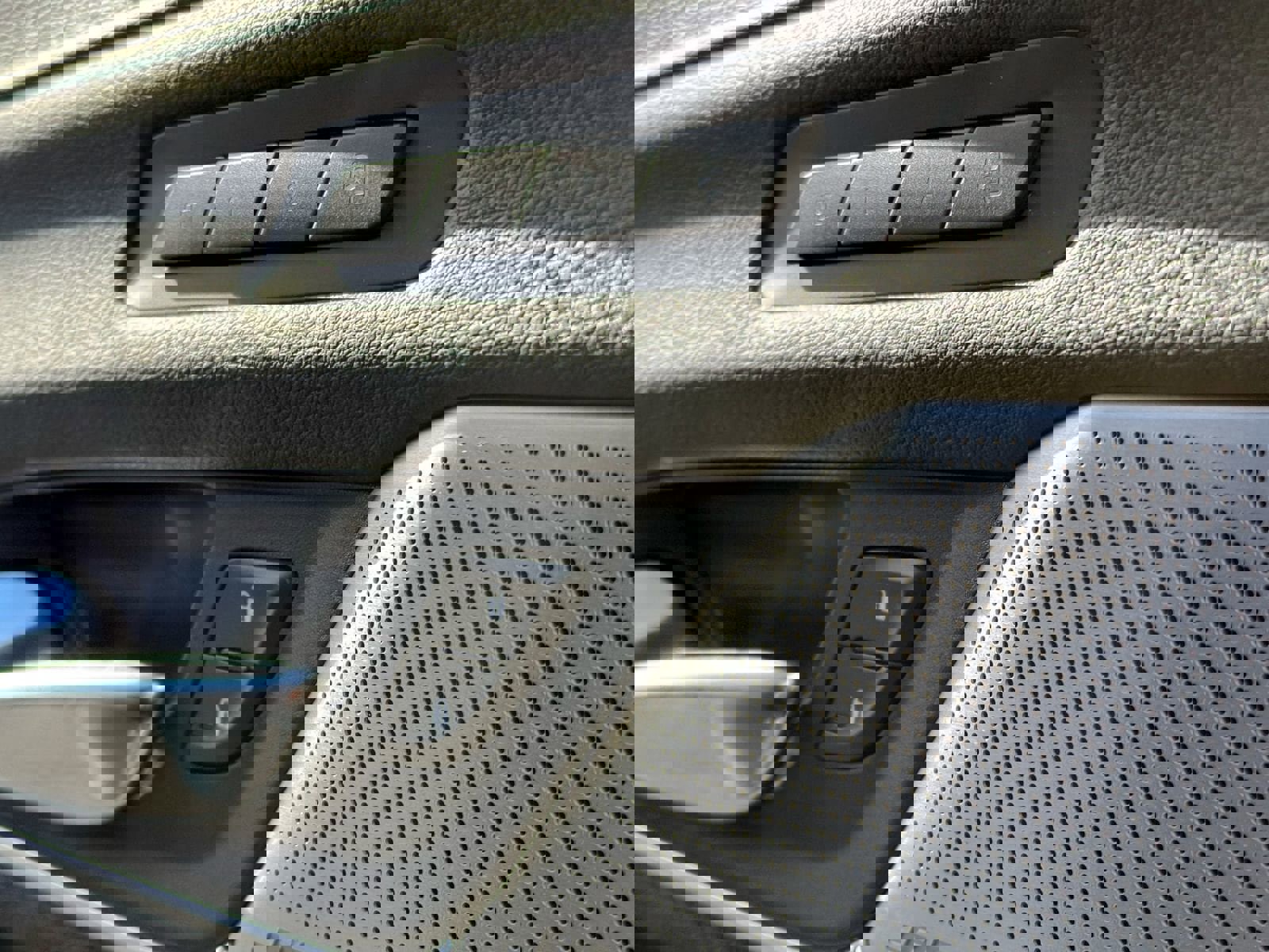 New 2025 Cadillac CT4 Sport image 14