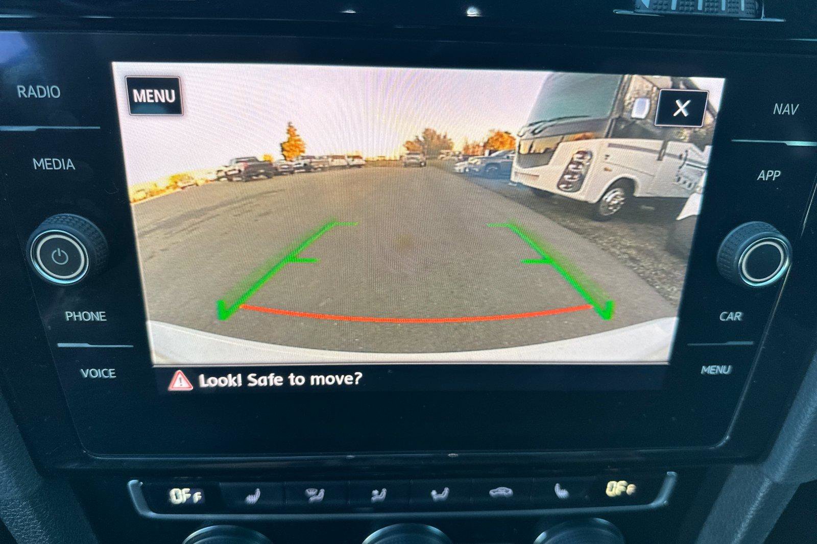 Used 2018 Volkswagen GTI Autobahn image 26