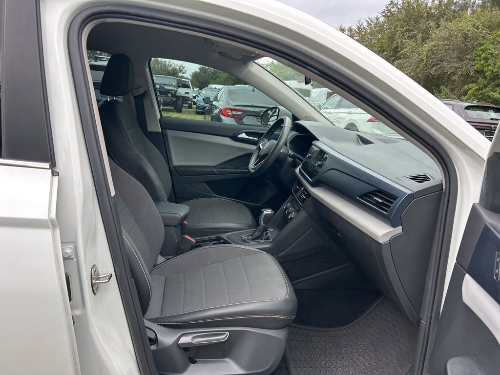 Used 2022 Volkswagen Taos SE image 40