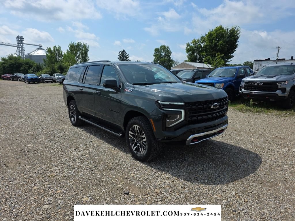 Used 2026 Chevrolet Suburban Z71 w/ Comfort Package AWD/4WD image 7