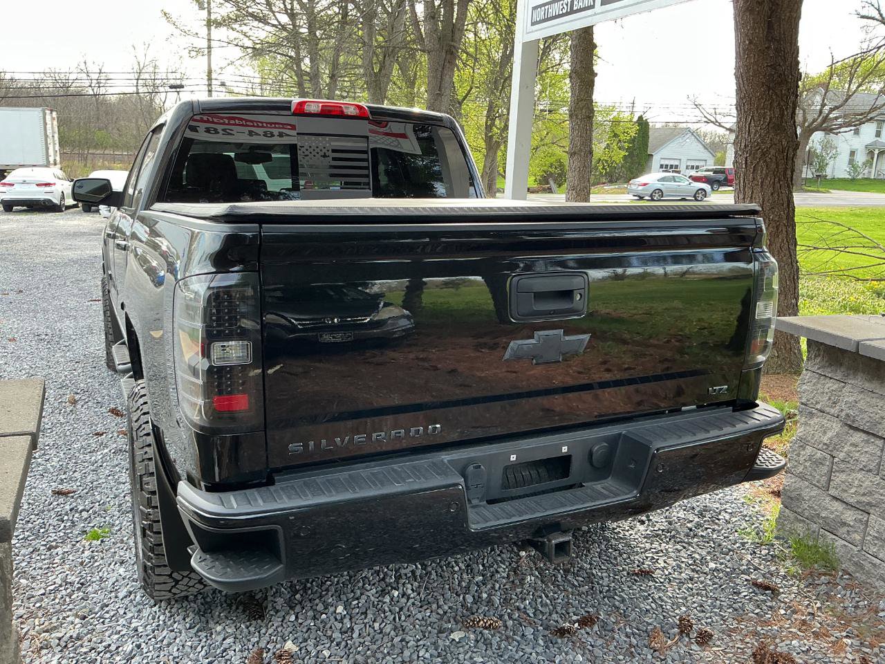 Used 2018 Chevrolet Silverado 1500 LTZ Z71 w/ LTZ Plus Package AWD/4WD image 6