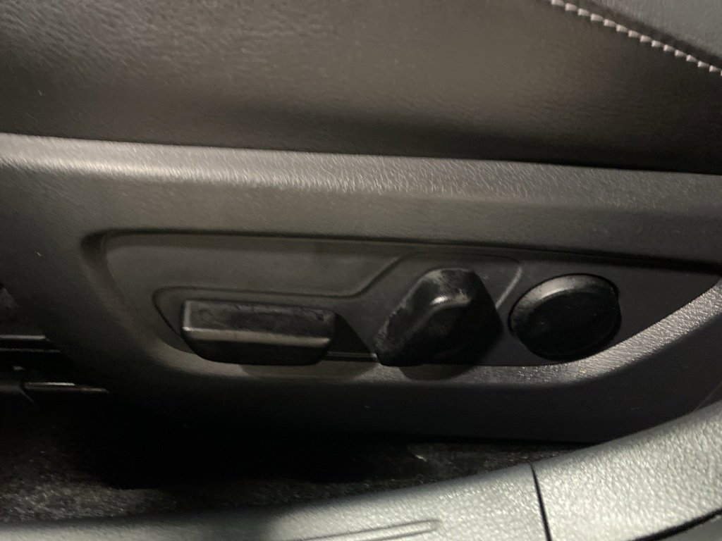 Certified 2025 MAZDA CX-50 AWD 2.5 S w/ Premium Package image 18