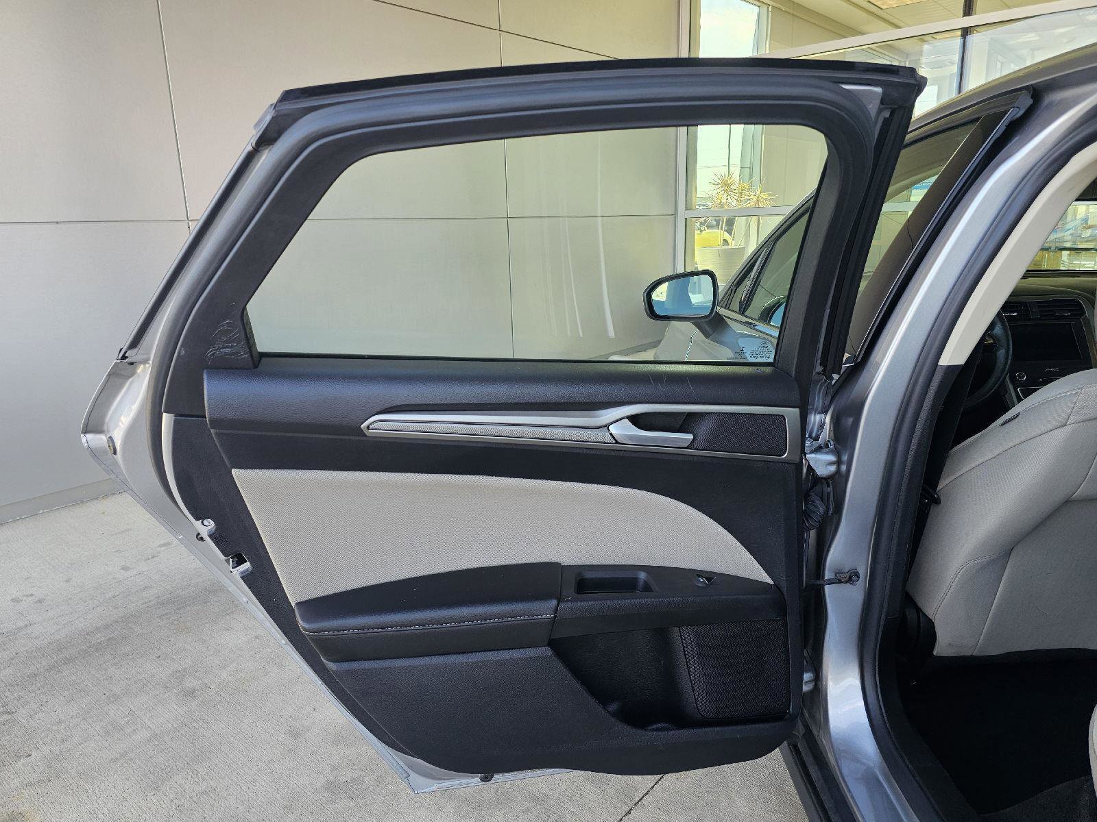 Used 2020 Ford Fusion S image 16